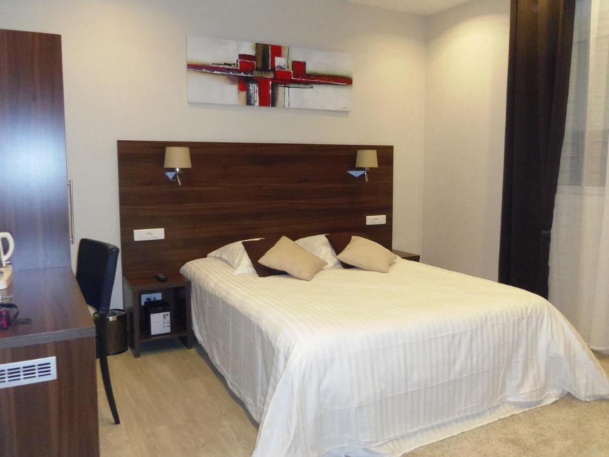 Hotel Le Belvedere Saint-Cyprien  Εξωτερικό φωτογραφία