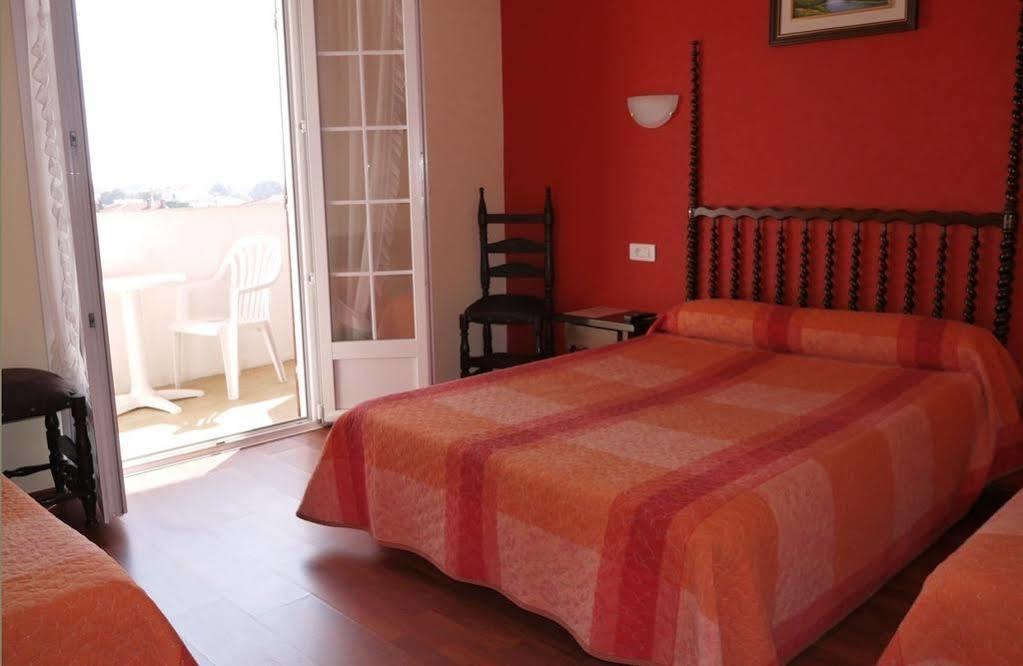 Hotel Le Belvedere Saint-Cyprien  Εξωτερικό φωτογραφία